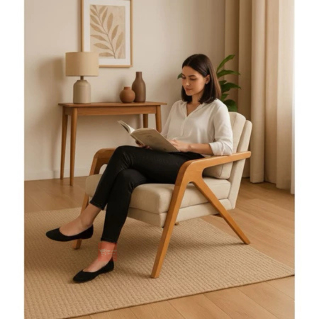 Poltrona Decorativa Mona Luxo Madeira Maciça  Gustavo Decor