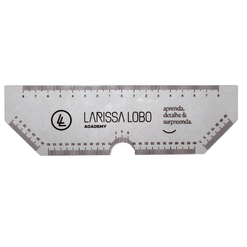 Régua Larissa Lobo